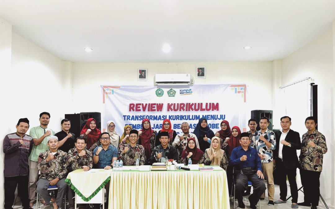 Review Kurikulum Transformasi Kurikulum Menuju Pembelajaran Berbasis OBE